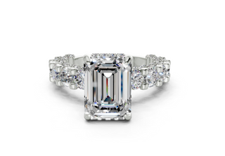 Xyra Accent 2.8mm Enagaement Ring