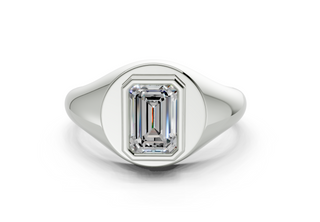 Ziora Solitaire 2.9mm Enagaement Ring