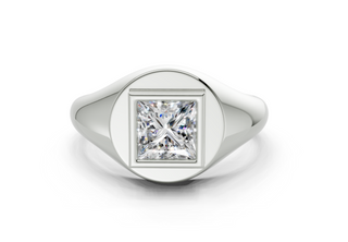 Ziora Solitaire 2.9mm Enagaement Ring