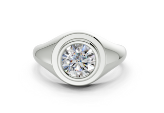 Ziora Solitaire 2.9mm Enagaement Ring
