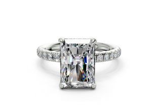 Orithia Solitaire 2.3mm Enagaement Ring