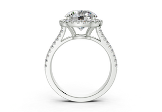 Essira Solitaire 2.5mm Enagaement Ring