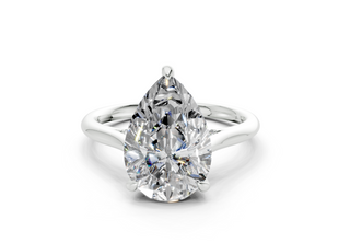 Maelle Solitaire 2.3mm Enagaement Ring