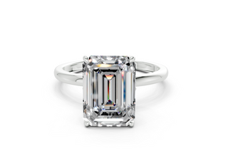 Vivienne Solitaire 1.8mm Enagaement Ring