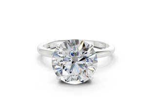 Vivienne Solitaire 1.8mm Enagaement Ring