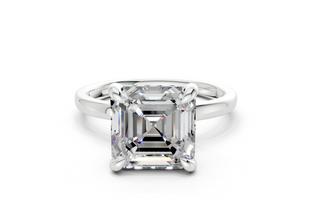 Fenna Solitaire 2.3mm Enagaement Ring