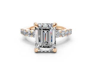 Linora Accent 2mm Enagaement Ring