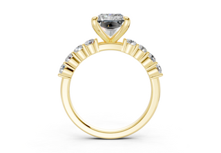 Linora Accent 2mm Enagaement Ring