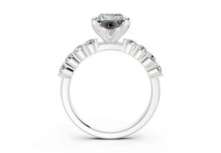 Linora Accent 2mm Enagaement Ring