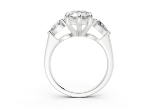 Vexia Three Stone 1.8mm Enagaement Ring