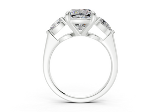 Vexia Three Stone 1.8mm Enagaement Ring