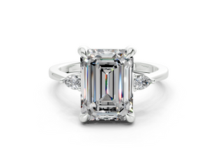 Lyanna Three Stone 2mm Enagaement Ring